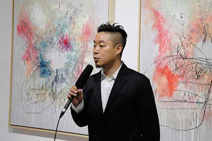 Wei Jia  韦加 and his paintings  -  Zero Art Space  Beijing  -  2016