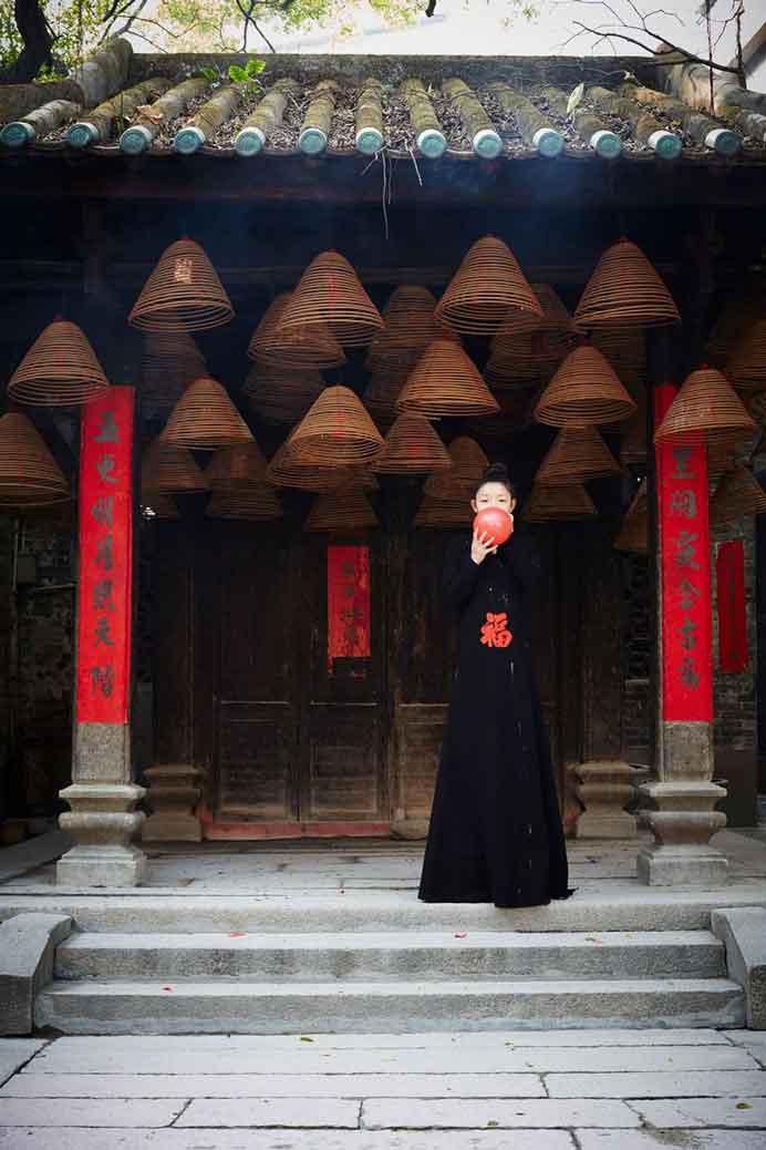 Xie Rong  谢蓉  -  Touching Happiness  -  3 hours live performance at CiYun Temple  Guangzhou  -  04.01 2014 